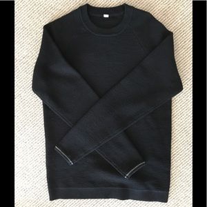 Lululemon Men’s Long Sleeve Sweater